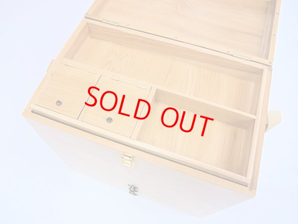 画像3: 国産杉材使用　座布団付き合切箱　１段引き出し　ワイドタイプ　ベルト付き
