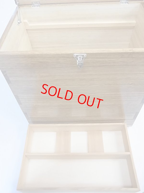 画像5: 桐材使用　座布団付き合切箱　組作り ベルト付き 大