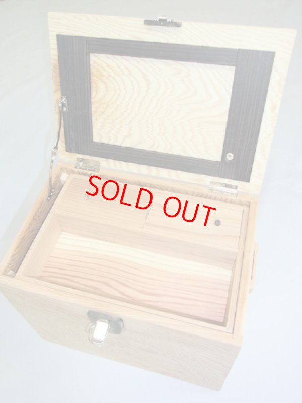 画像2: 国産杉材、黒柿材使用　合切箱　無塗装　なかご蓋スライド２枚式開閉　 ベルト付き 