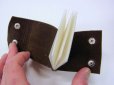 画像2: ベストフィッシングオリジナル 牛本革製　タナゴ用針ケース  (2)