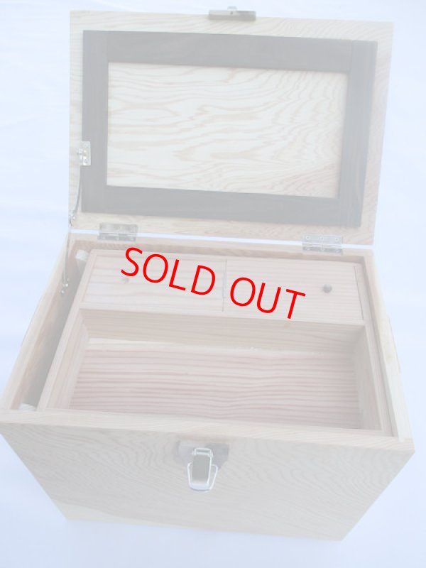 画像2: 新春初売り！３０％ＯＦＦ！国産杉材、黒柿材使用　合切箱　無塗装　なかご蓋スライド２枚式開閉　 ベルト付き 