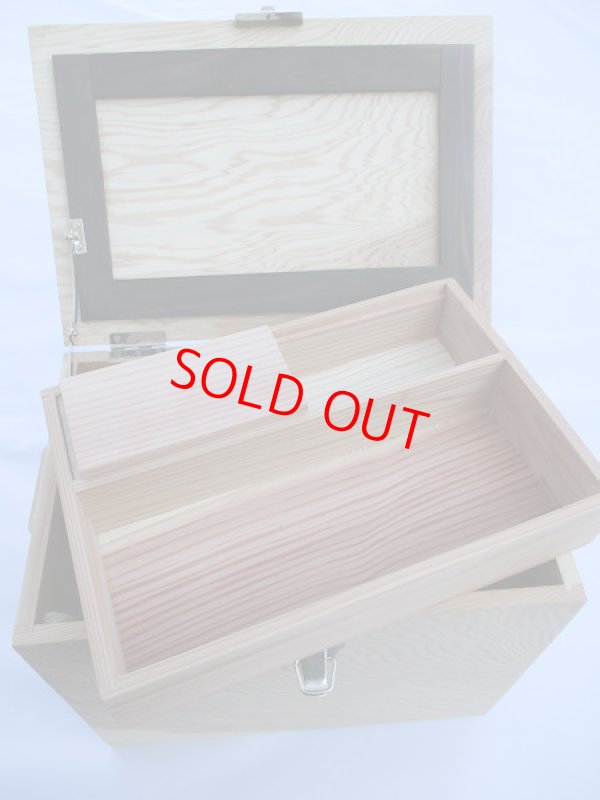 画像3: 新春初売り！３０％ＯＦＦ！国産杉材、黒柿材使用　合切箱　無塗装　なかご蓋スライド２枚式開閉　 ベルト付き 
