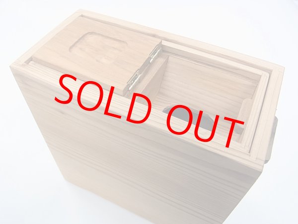 画像2: 感謝価格！国産杉材使用　上部スライド式水箱　無塗装　黒柿つまみ