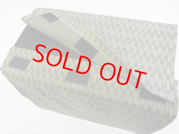 画像9: 国産杉材使用　座布団付き総引き出し合切箱　合切箱カバー、 ベルト付き