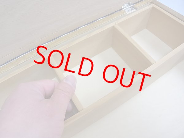 画像4: 桐材使用　座布団付き合切箱　組作り ベルト付き 大